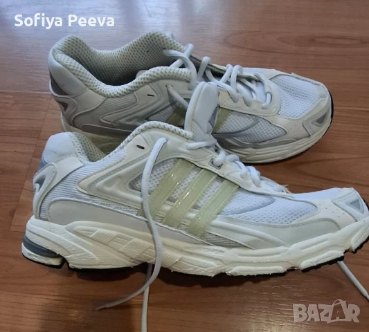 Оригинални Маратонки Adidas.