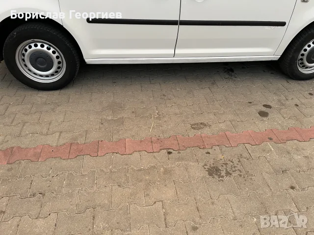 Оригинални джанти с гуми за vw Caddy, снимка 4 - Гуми и джанти - 55933578