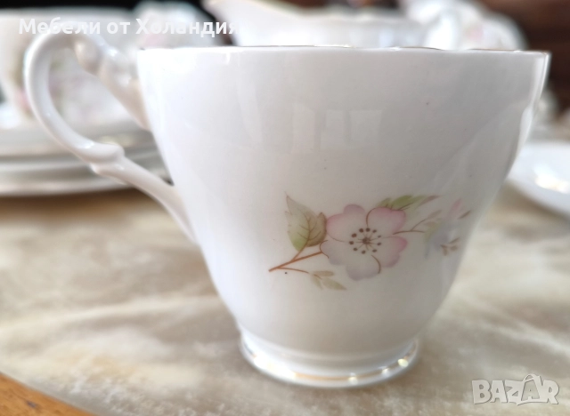 Сервиз за кафе/чай от костен порцелан Royal Stuart, снимка 8 - Сервизи - 52813819