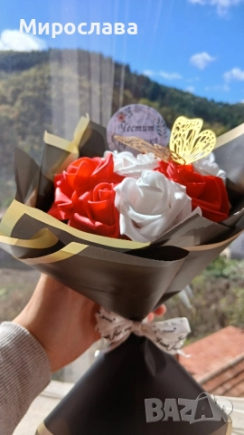 Подарък за всеки, снимка 2 - Изкуствени цветя - 51962963