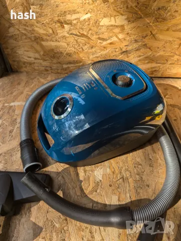 Bosch Home Appliances Cosyy'y Pro Family BGLS4A444 Прахосмукачка с торба, 700 W, 69 децибела, снимка 3 - Прахосмукачки - 48212036