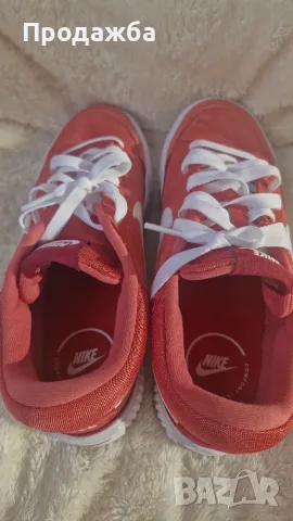 Дамски спортни обувки Nike, снимка 4 - Маратонки - 56447896