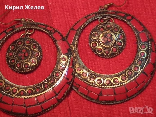 СТАРИ ОБЕЦИ РЪЧНО ИНКРУСТИРАН ЧЕРВЕН КОРАЛ БРОНЗОВИ ОСМАНСКИ ОБЕЦИ КОВАНИ 2523, снимка 8 - Обеци - 30469059