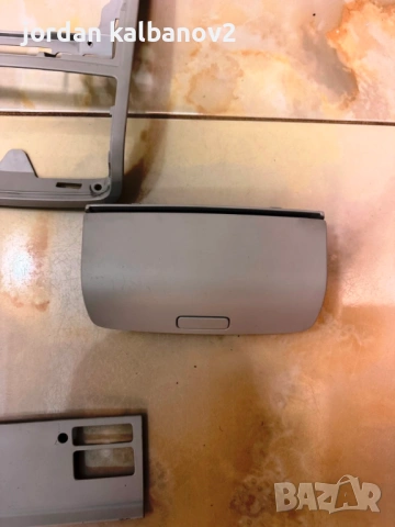 Комплект централен преден плафон+стойка за очила за Vw Golf 5 само за 80Eur. 1k0867489, снимка 18 - Части - 52487249