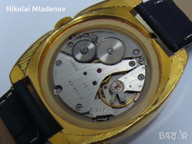 Съветски Позлатен ЧАЙКА/CHAIKA Мъжки ръчен часовник, работещ! С ден/дата, снимка 14 - Мъжки - 53178876