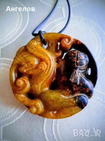 Чист нефрит! Медальон/амулет за примричане на богатство и успех, снимка 3 - Антикварни и старинни предмети - 52510681