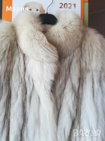 Топъл пухкав елек с богат косъм от Сибирска Лисица , снимка 3 - Елеци - 31546161
