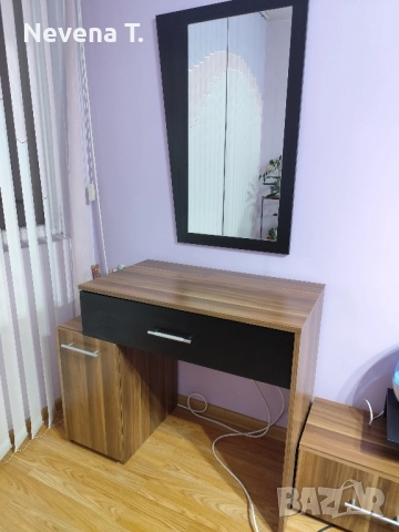 Спално обзавеждане - гардероб, тоалетка с огледало и нощни шкафчета , снимка 13 - Шкафове - 52185690
