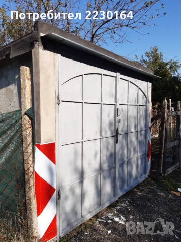 Продавам Панелен Гараж , снимка 3 - Гаражи и паркоместа - 51399975