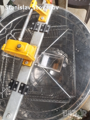 Центрофуга за мед, снимка 2 - За пчели - 52183826