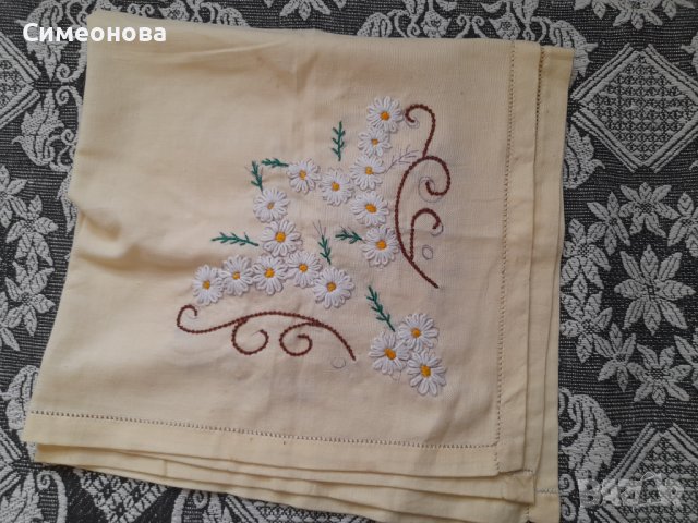 Продавам ръчно шито Каре от панама