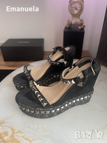 Louboutin сандали с платформа, снимка 15 - Сандали - 56202571