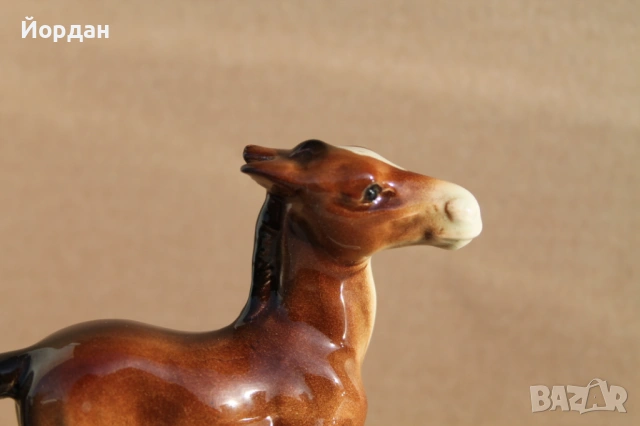 Порцеланова фигурка на конче, снимка 3 - Колекции - 53877291