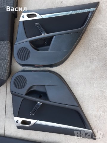 ПЕРФЕКТЕН салон с корите Peugeot 407 СЕДАН 2.0 HDI 2.0hdi 136 к.с Пежо 407 СЕДАН 2.0 ХДИ 2.0хди pejo, снимка 5 - Части - 30273034