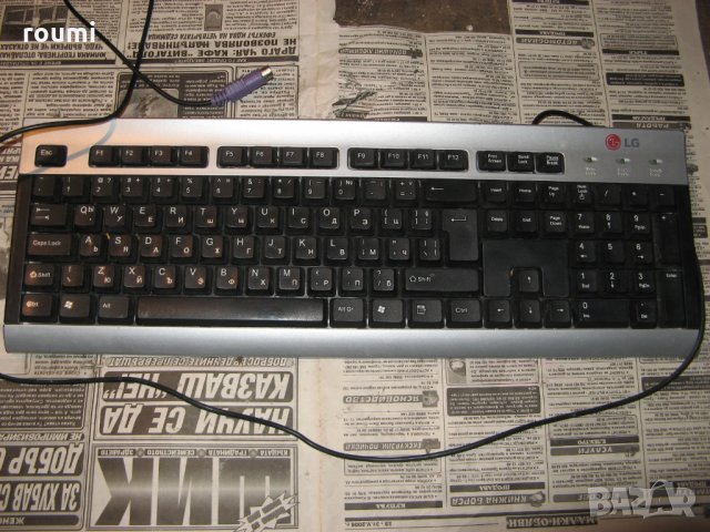 стара маркова клавиатура, снимка 4 - Клавиатури и мишки - 31356915