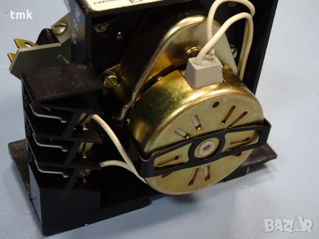 Програматор CROUZET 600, снимка 5 - Резервни части за машини - 31802620