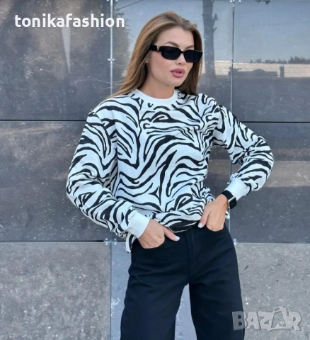 Памучен суитшърт в тигров принт 