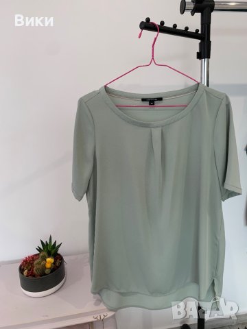 Дамска блуза в размер М, снимка 2 - Тениски - 44356945