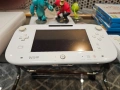 Nintendo Wii U 8GB + игри и фигурки, снимка 4