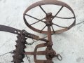 възрожденски кован колесар - теглич за рало, плуг - рядкост, снимка 3