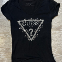 Дамска тениска Guess, снимка 1 - Тениски - 44916058