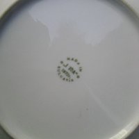 Стара порцеланова чиния на фабрика Изида от 1972 година, снимка 3 - Други ценни предмети - 39515333