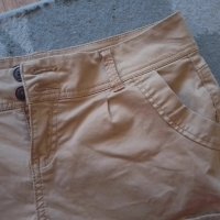 Къси панталони в кремав цвят, снимка 3 - Панталони - 44518308