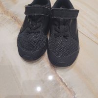 Маратонки  Nike нови, снимка 1 - Детски маратонки - 39946603