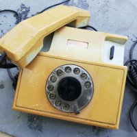 Стари домашни телефона, снимка 1 - Стационарни телефони и факсове - 29394493