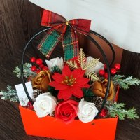 Кошница със сапунени цветя, снимка 3 - Коледни подаръци - 38800785