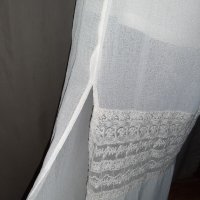 Н&М 36 Бяла, дълга ,ефирна рокля с дантела , снимка 5 - Рокли - 37794181