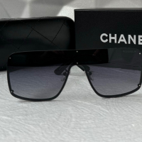 CH дамски слънчеви очила маска с лого, снимка 8 - Слънчеви и диоптрични очила - 44700986