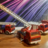 Метални пожарни Siku , снимка 1 - Коли, камиони, мотори, писти - 22741613