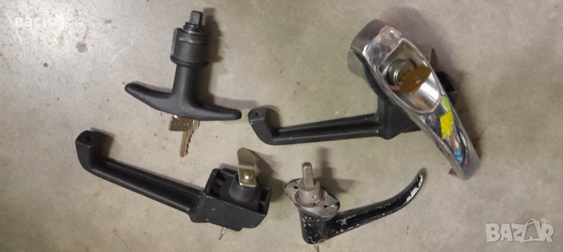 Дръжка с ключ КАМАЗ И УАЗ, снимка 1