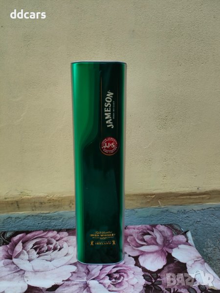 Метална кутия от алкохол, снимка 1