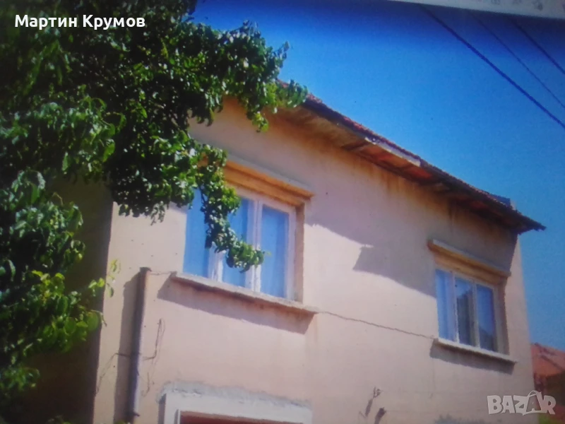 къща на два етажа, снимка 1