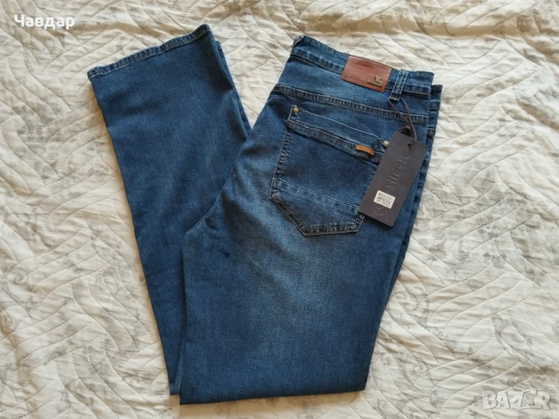 Класически мъжки дънки REALIZE - размер XXL, снимка 1