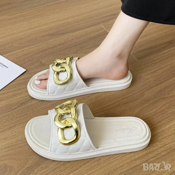 Дамски чехли в бяло и черно, снимка 1