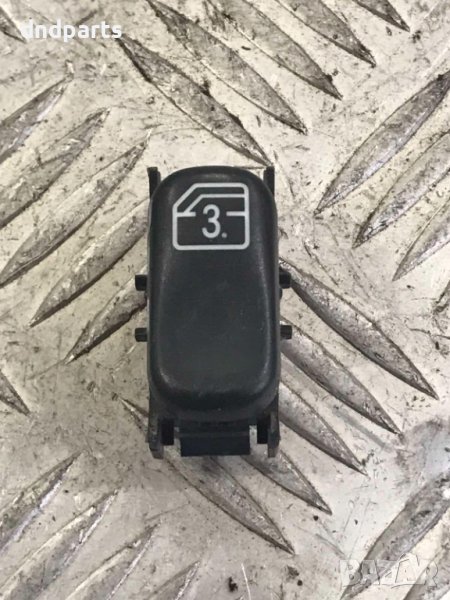 Бутон Mercedes ML,W163,2001г., снимка 1