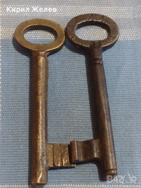 Два стари ключа от соца за брава за КОЛЕКЦИЯ ДЕКОРАЦИЯ БИТОВ КЪТ 22673, снимка 1