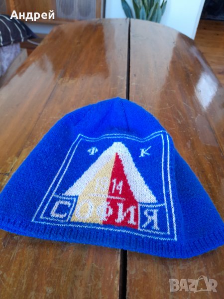 Шапка Левски, снимка 1