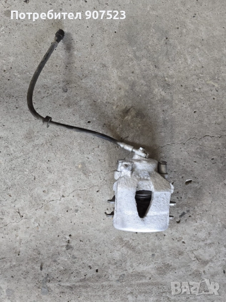 Преден десен спирачен апарат за Фолксваген Голф 4 Бора , снимка 1