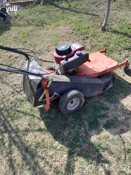 самоходна косачка 10.5 коня, снимка 1