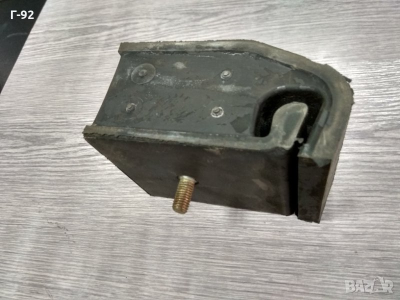 281199201C**НОВО**VAG*Тампон за двигател VW LT D и TD от 1983 до 1996 г., снимка 1