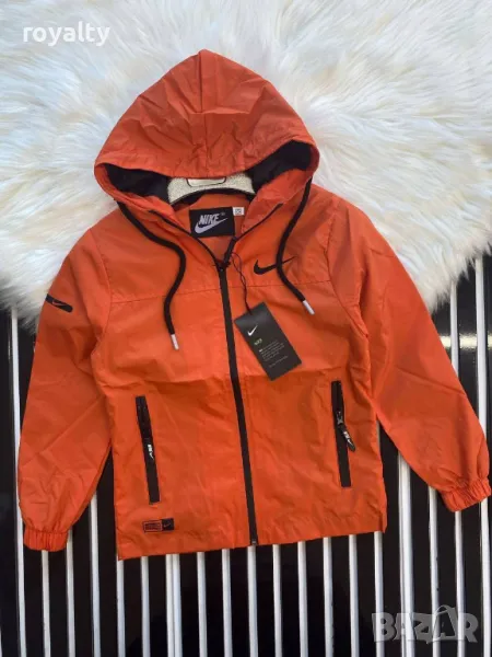 Детска ветровка Nike , снимка 1