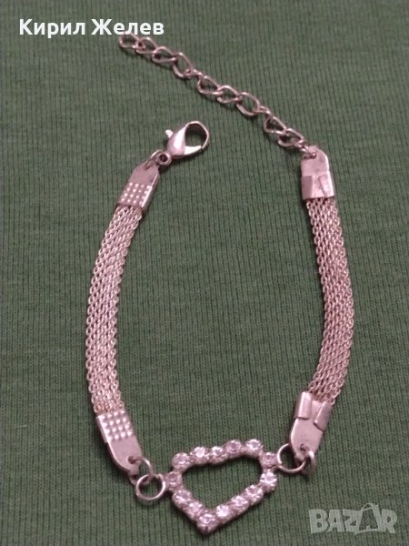 Фешън модел дамска гривна с ❤️ и кристали Сваровски 37421, снимка 1