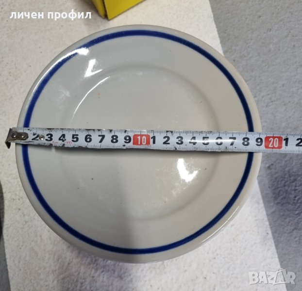 Чисто Нови Порцеланови Чинии, снимка 1