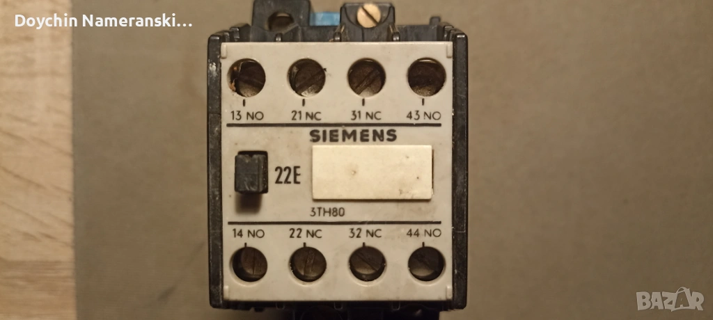 Контактор Siemens  3TH8022-0A , снимка 1