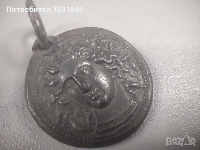 Медальон с много рядка монета на Сиракуза