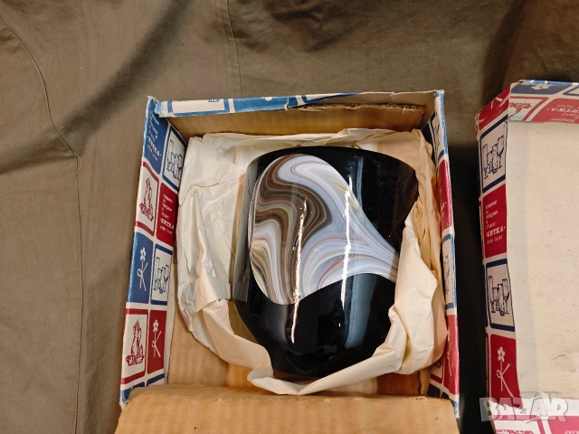 Продавам ваза на " Китка " Нови пазар , снимка 3 - Вази - 53306609